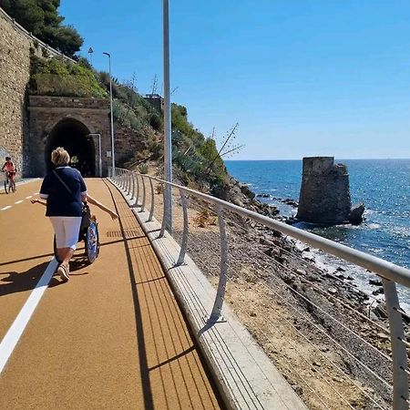 Mansarda Mare Bella Vista Citra Zero Zero Ottanta Trentuno Lt O738 Apartment Империа Екстериор снимка