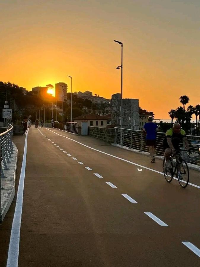 Mansarda Mare Bella Vista Citra Zero Zero Ottanta Trentuno Lt O738 Apartment Империа Екстериор снимка